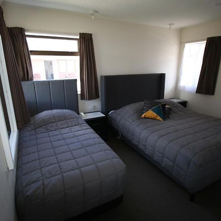 Foreshore Motor Lodge Lower Hutt Extérieur photo